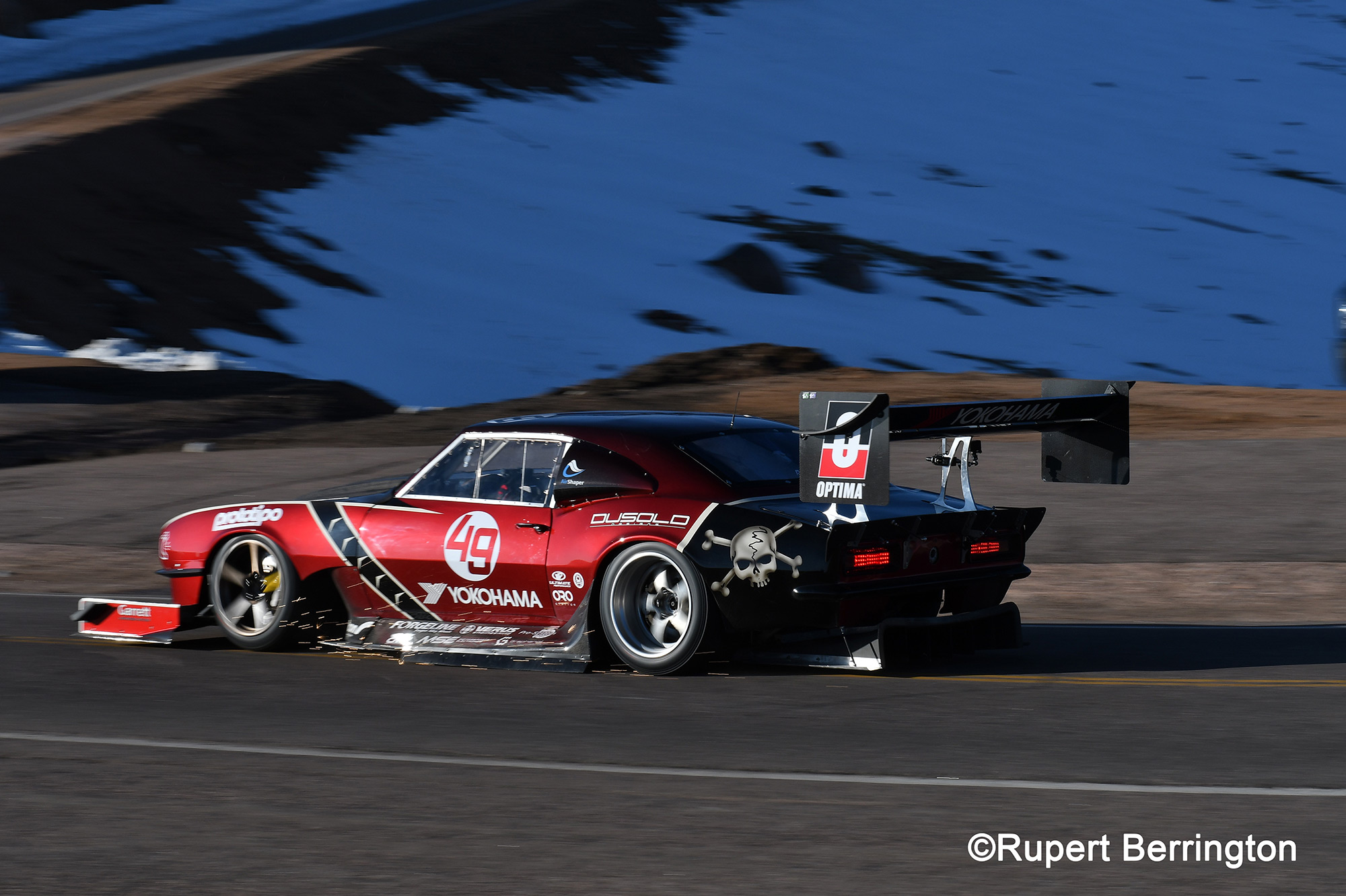 Yokohama Rubber compite en Pikes Peak 2025 con más de 20 autos, incluido el primer vehículo con celda de hidrógeno